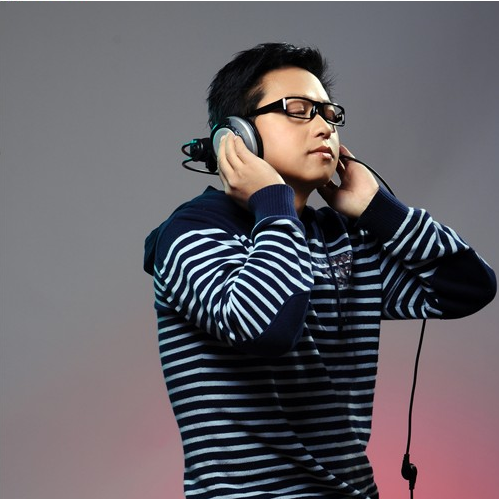 ji mo de ye li ni hui xiang qi shui EP