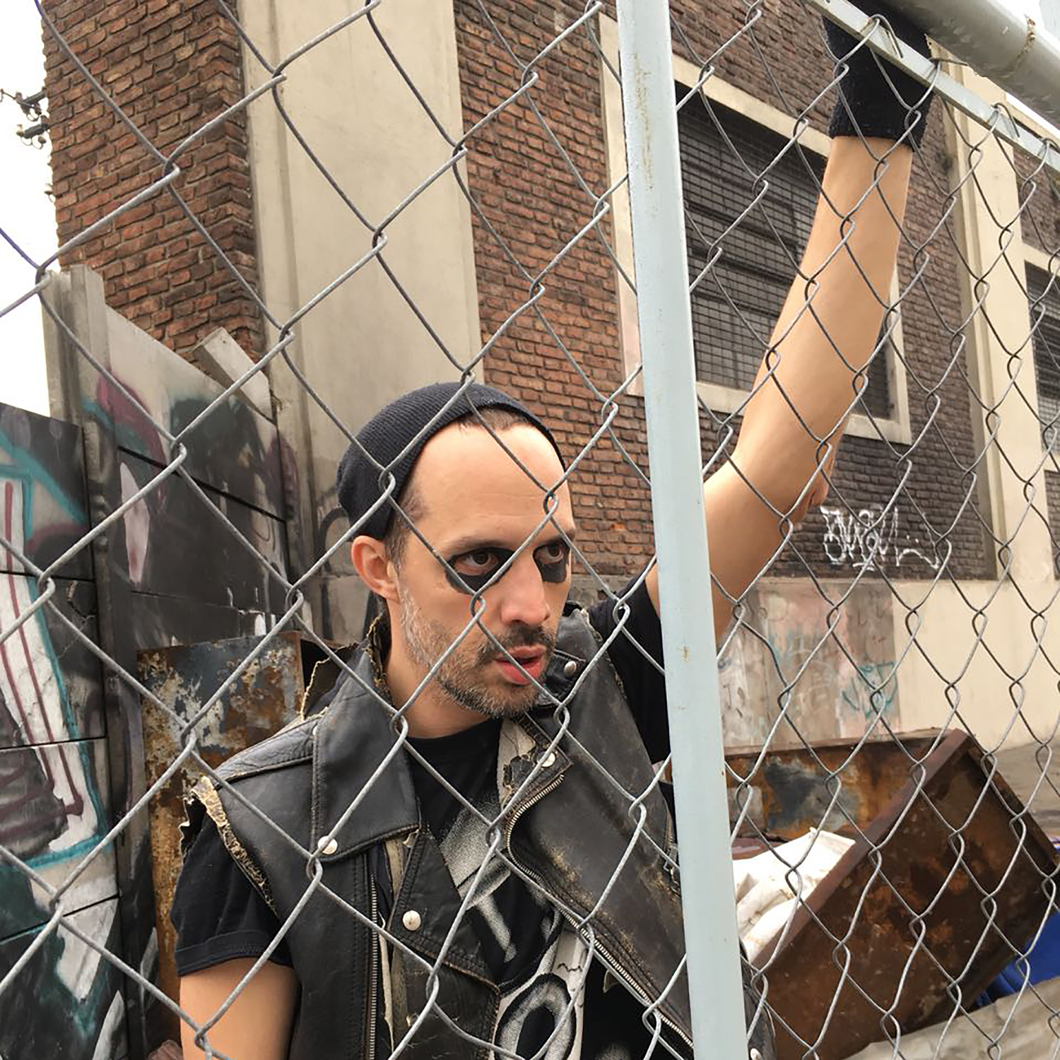 Nada Es Lo Que Parece