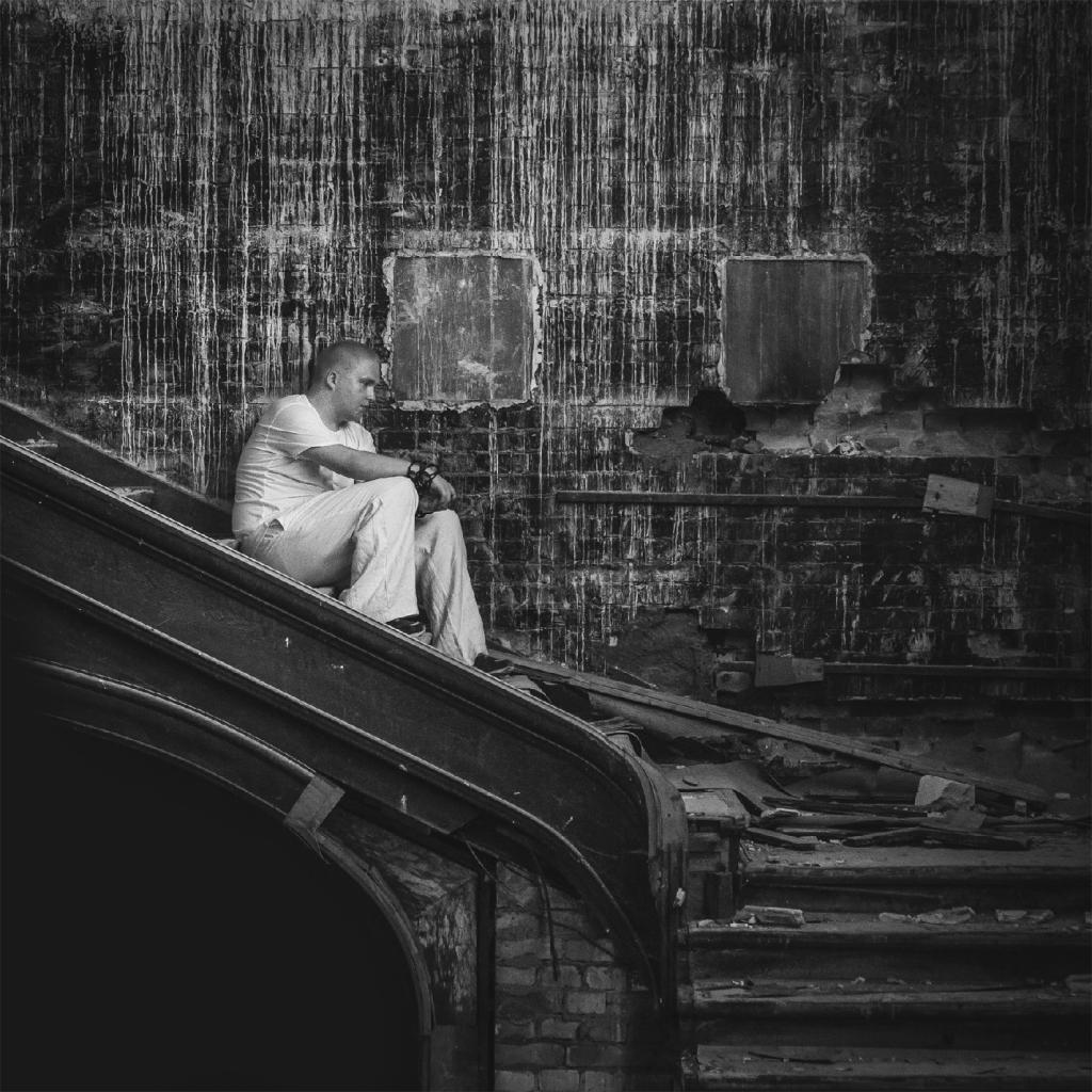 Orze Po ro d Wron feat. Skor