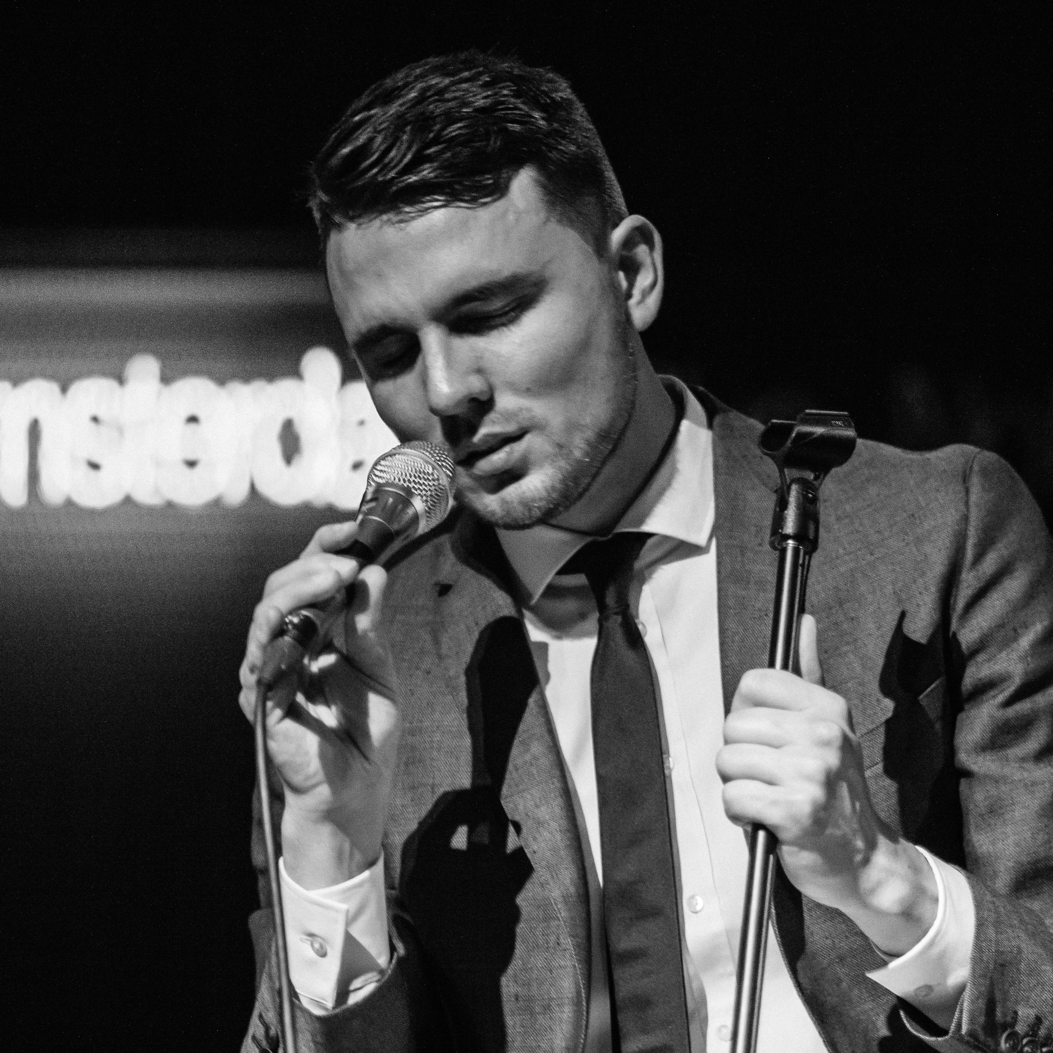 Night Lights, Vol. 9