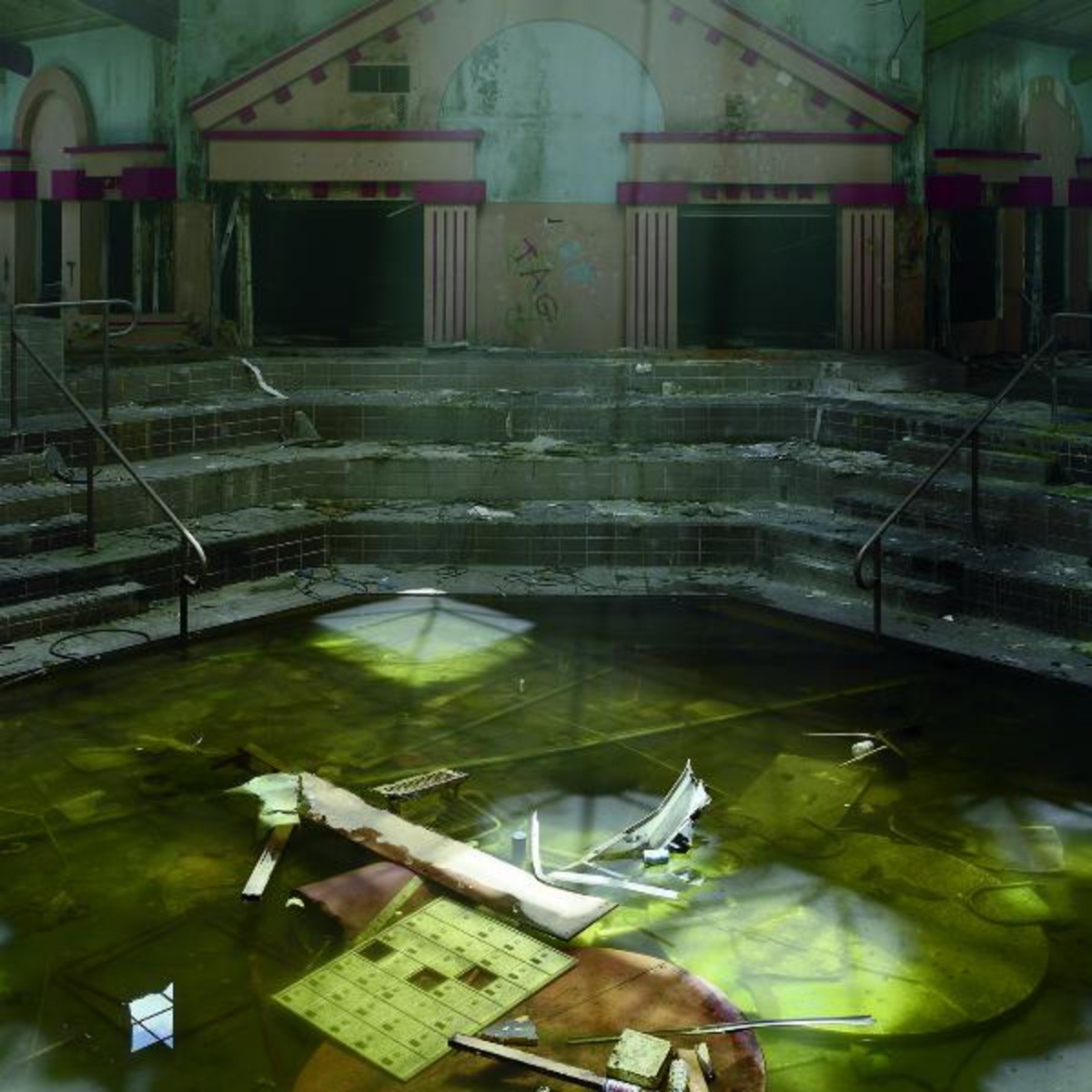 Augury In An Evaporating Tower