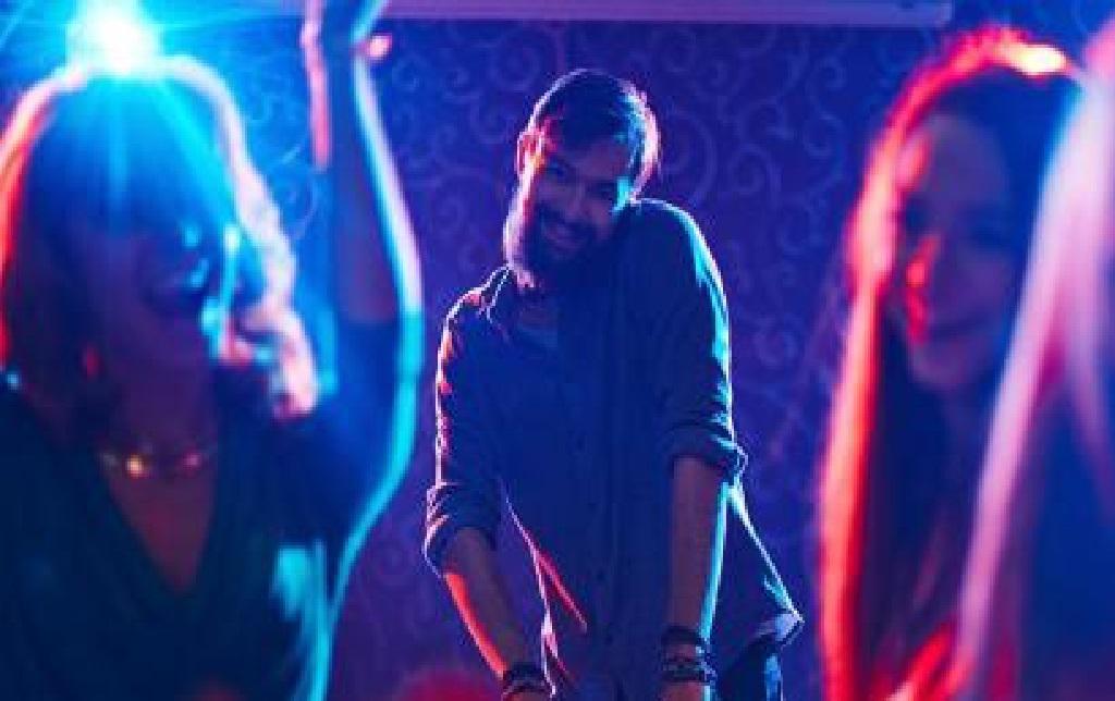 wo he lao zhuang you ge yue yuan sheng dai