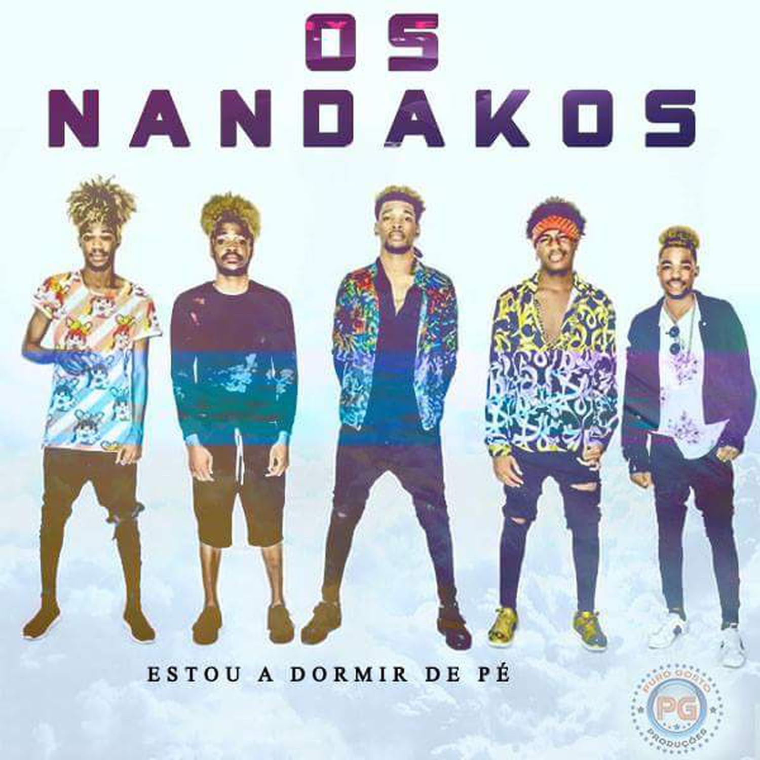 Estou a Dormir de Pe