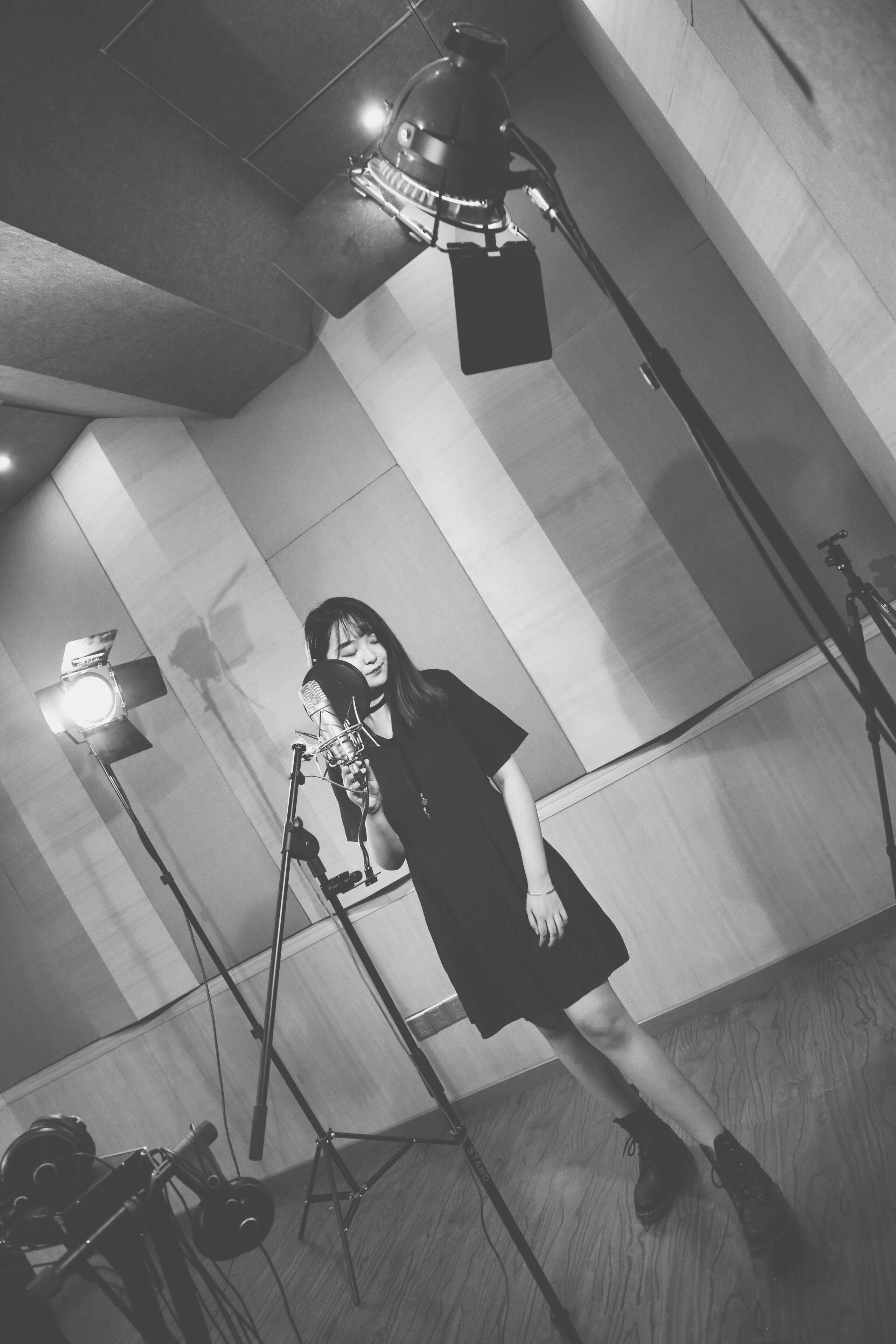 bei xun fu de xiang fan zi cai jian ya