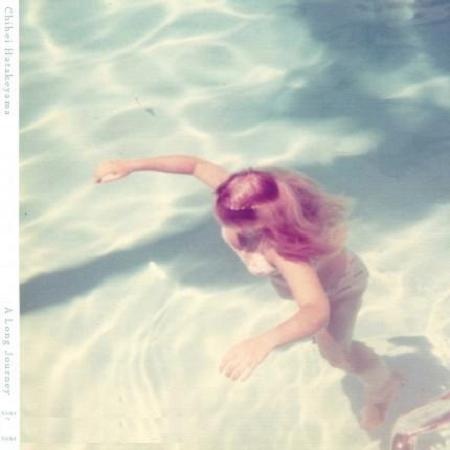 the moon reflecting on the surface of the ocean