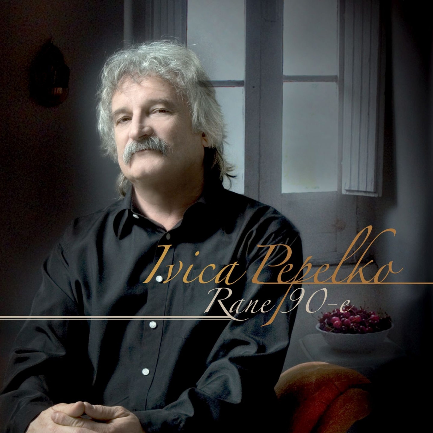 Ljubi, Grli Dok Si Mlad