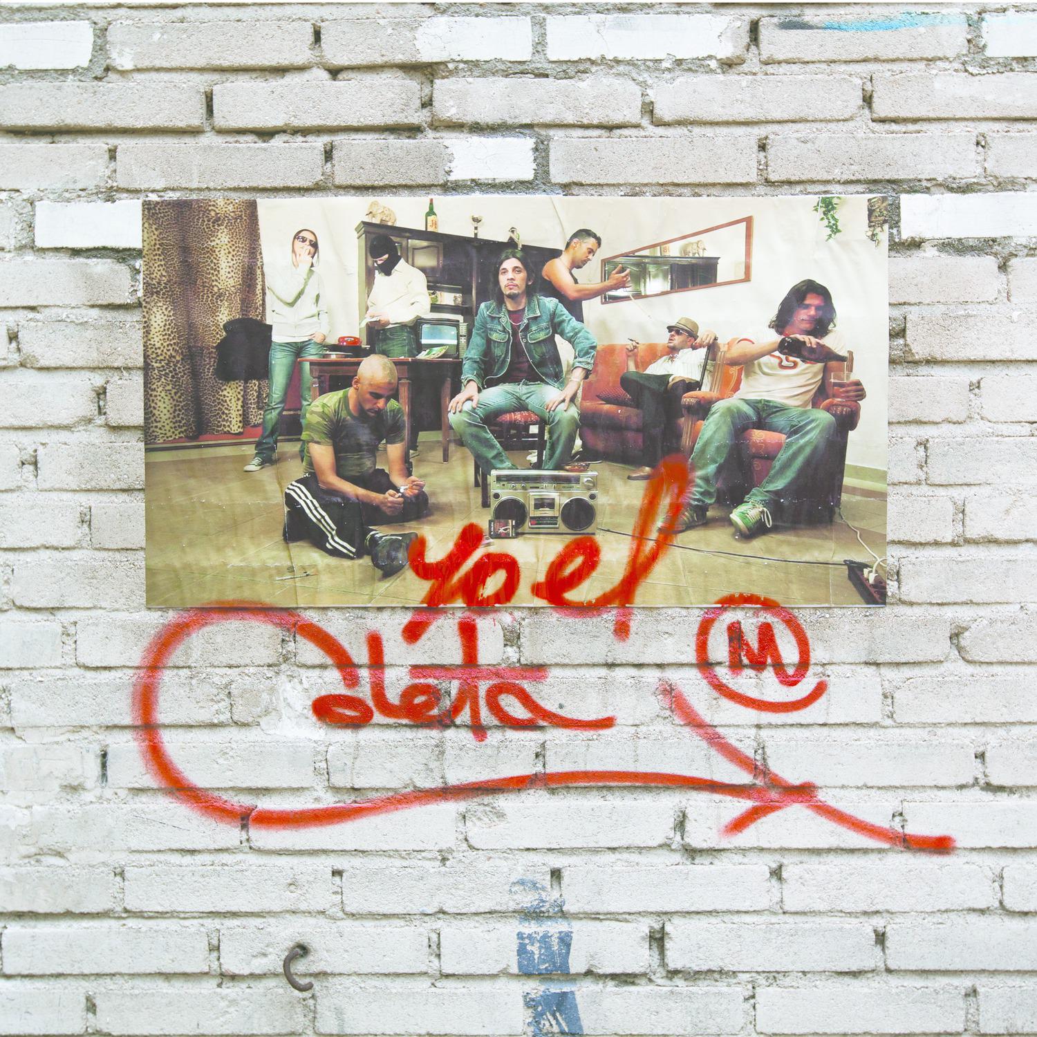 Lipstick On My Teeth - Single