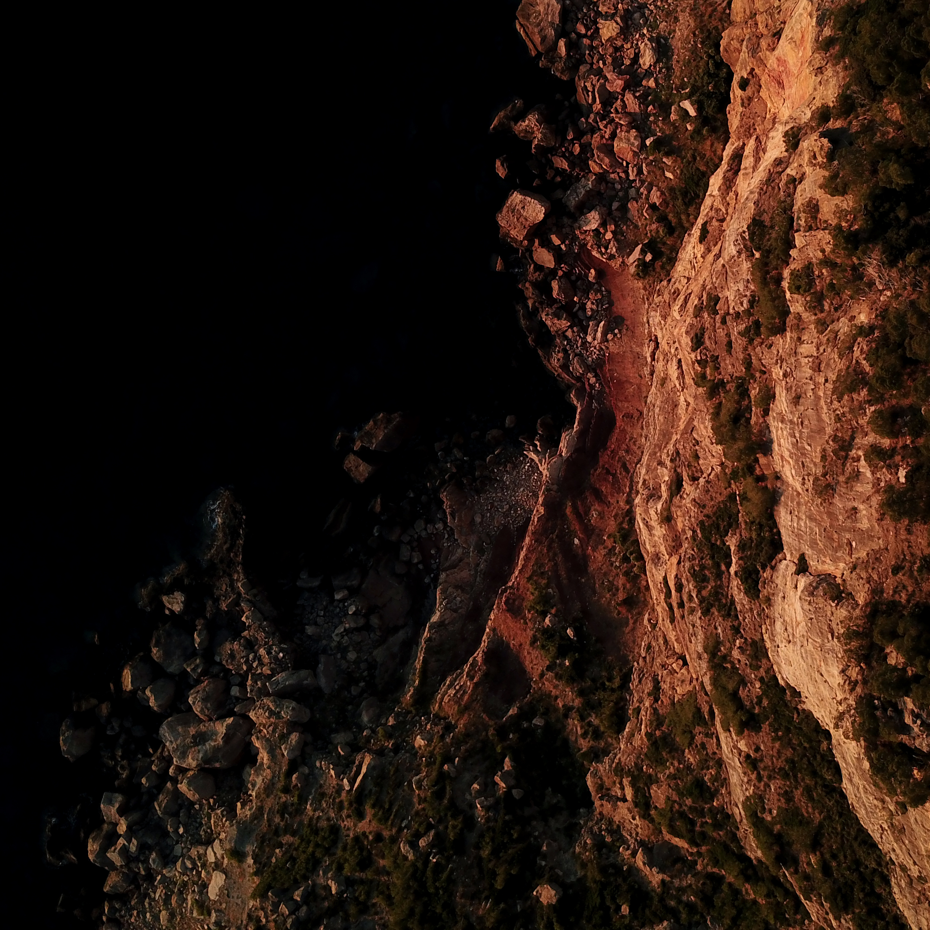 Reconstructed Electric Bass-Guitar