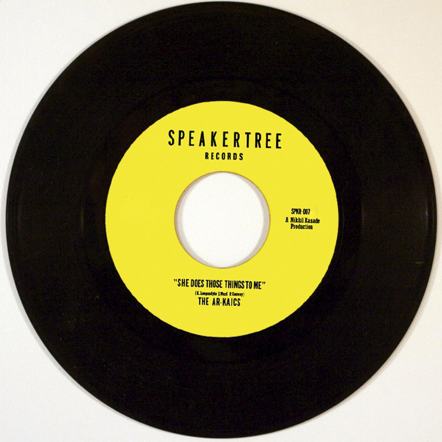 She Does Those Things to Me - Single