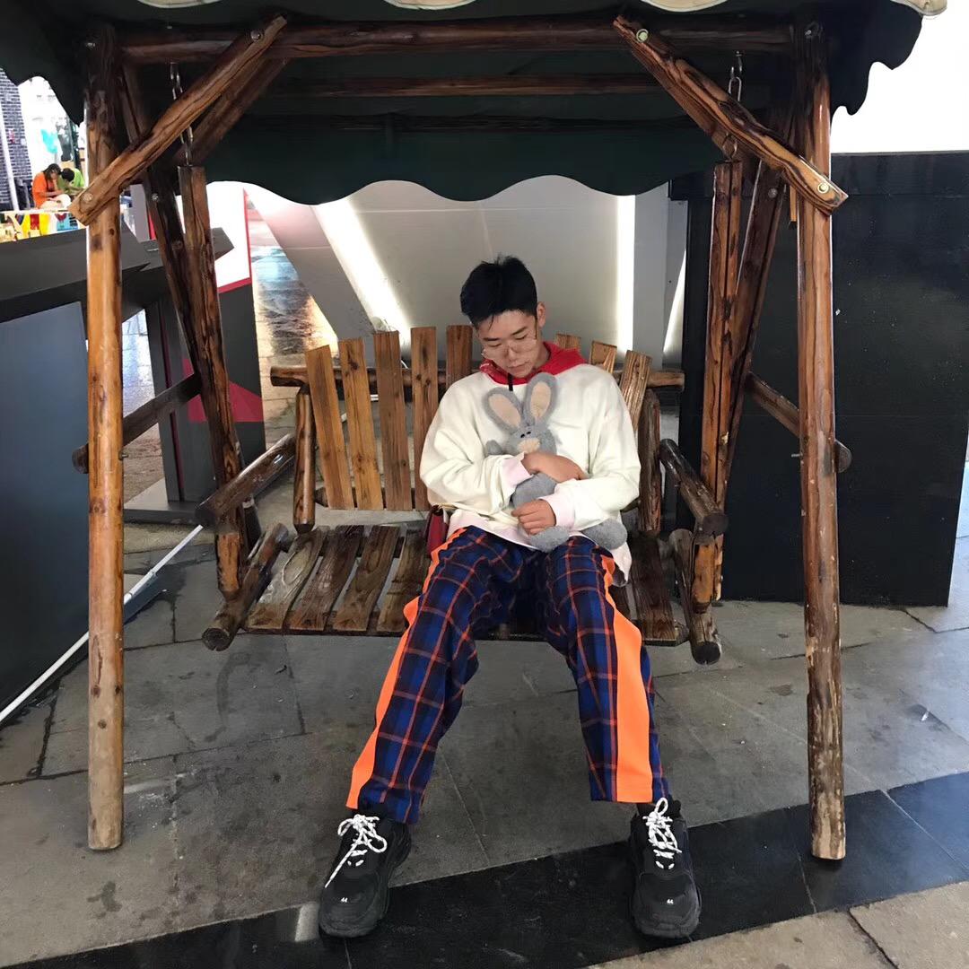 ni kan wo mei pian ren ba