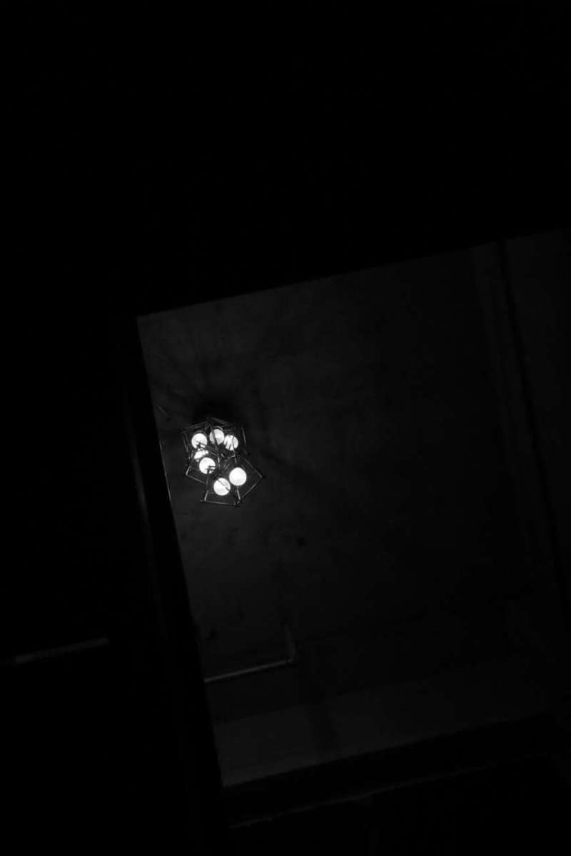 ri chu zhi qian ni jiang deng huo yan mei