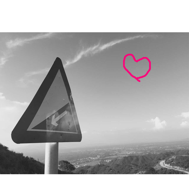 wo ai ni. mo sheng ren