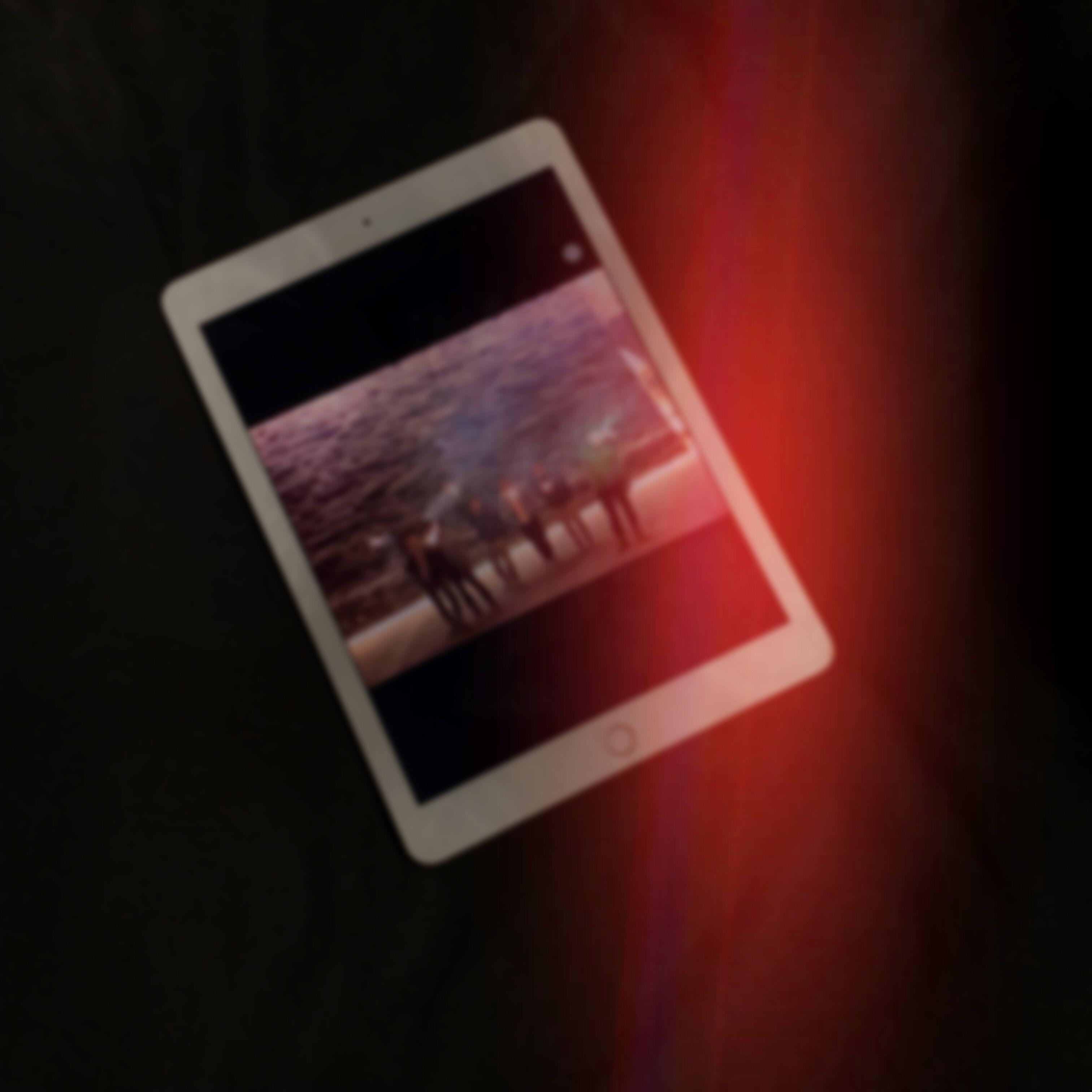 tong nian jie shu le!