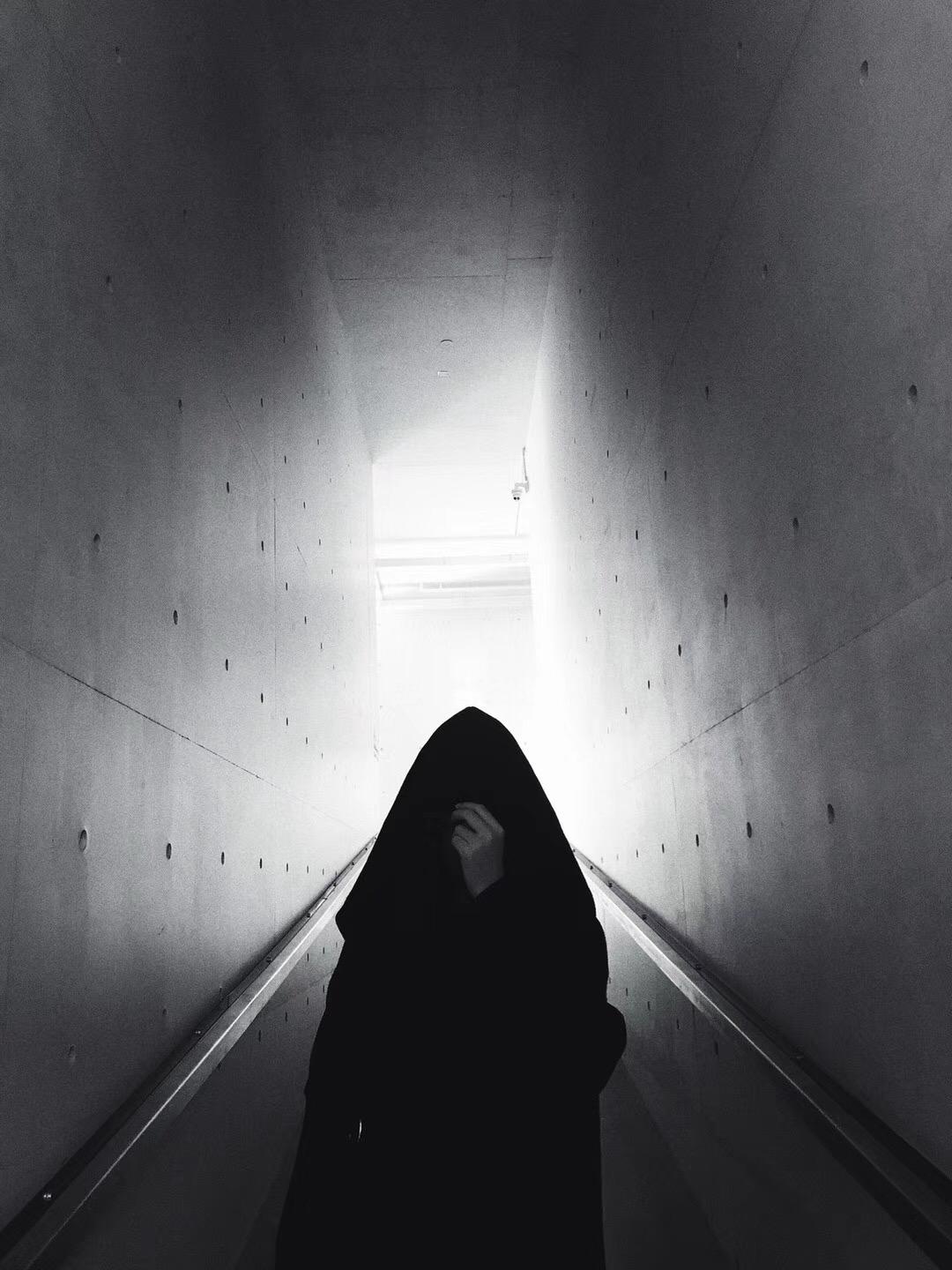 dai shou Gunfire inside my head