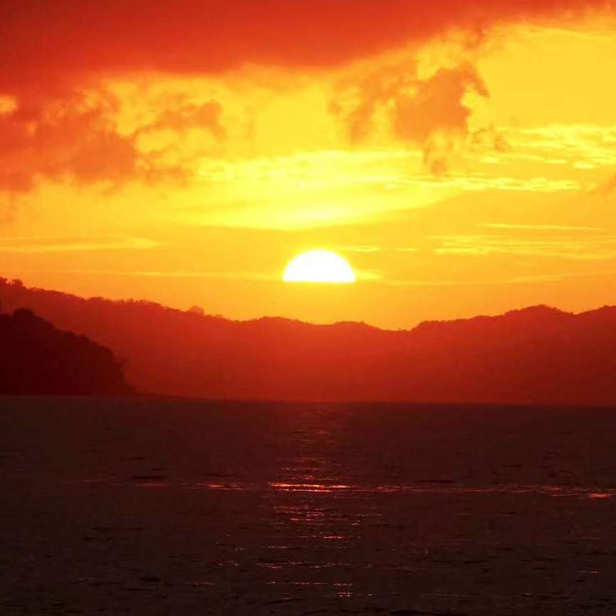 pei ni chuan guo san wan gong li