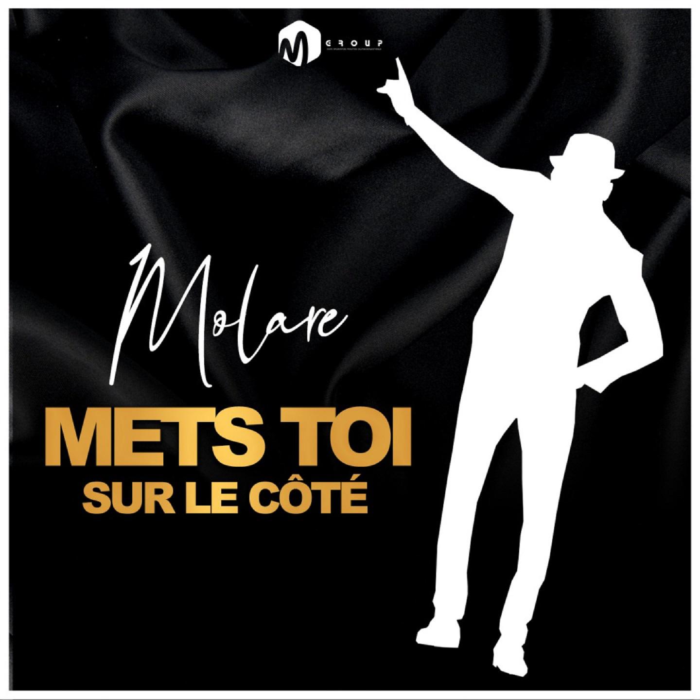 Mets toi sur le c te