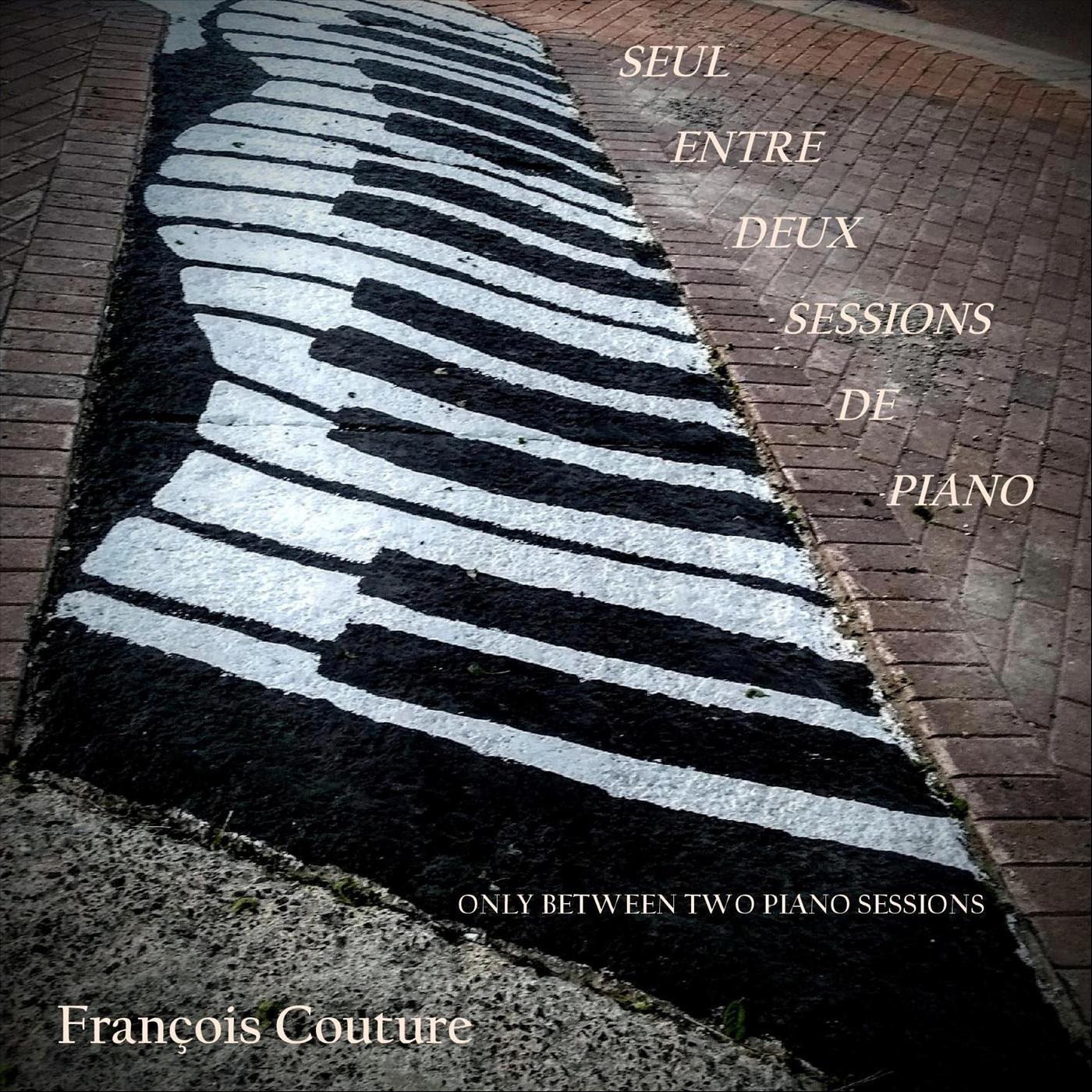 Seul entre deux sessions de piano