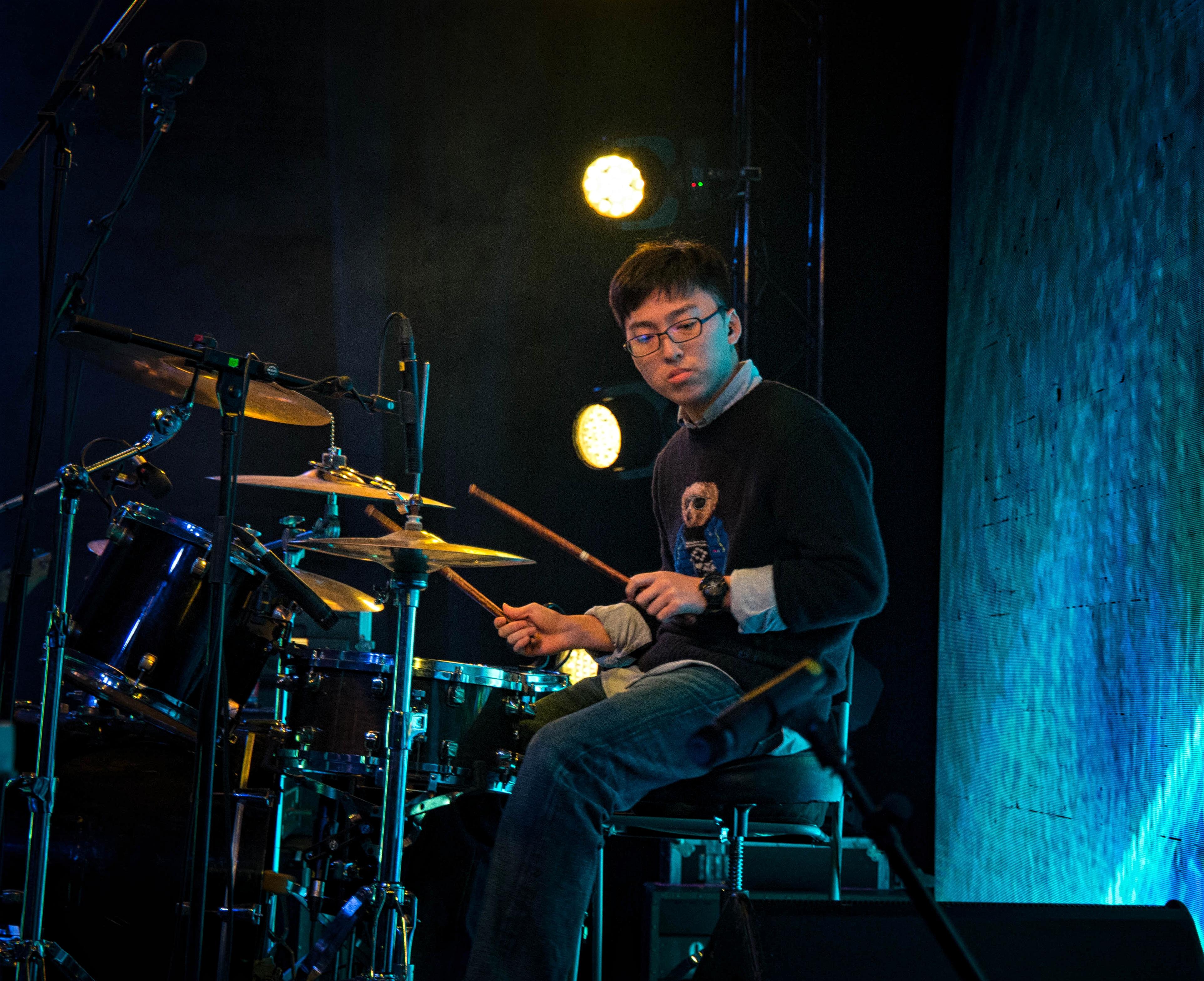 hou xian dai zhu yi song chi