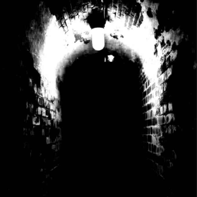 mian dai wei xiao zou ru yong hei