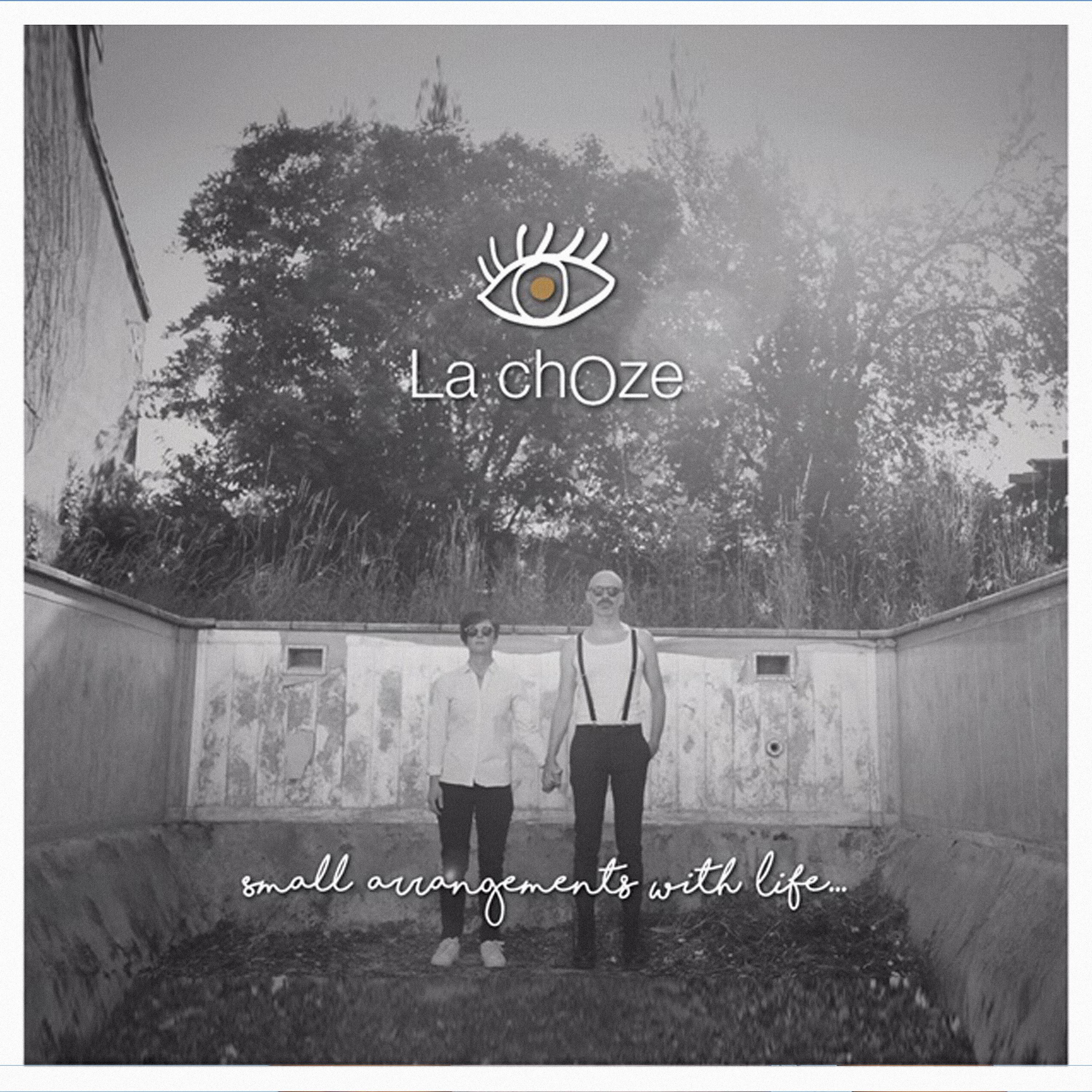 small arrangements with life...