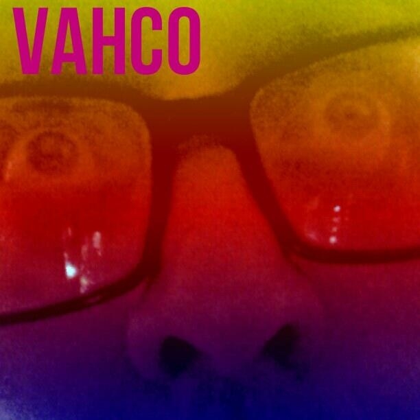 She Keeps On Breaking Me (instrumental version)