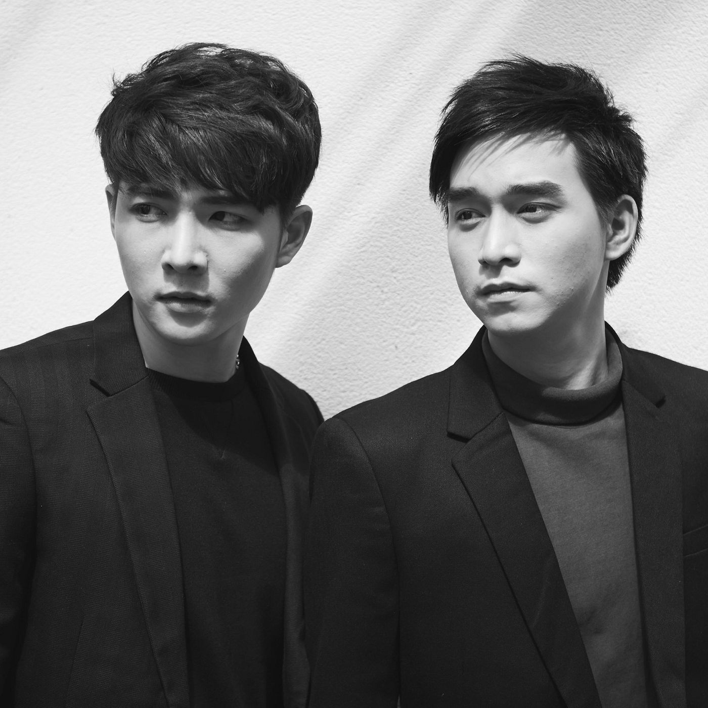 shi luo de yuan ban zou