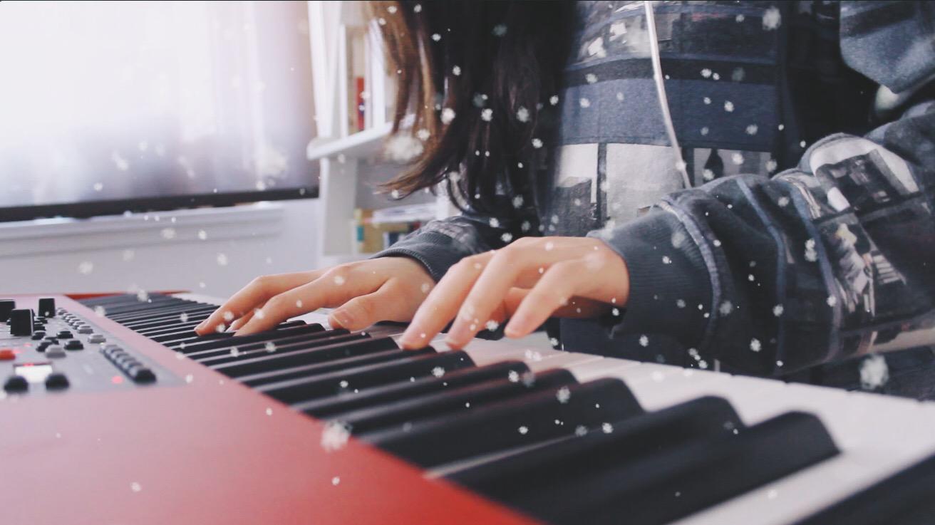 si yue fei xue  April  Snow