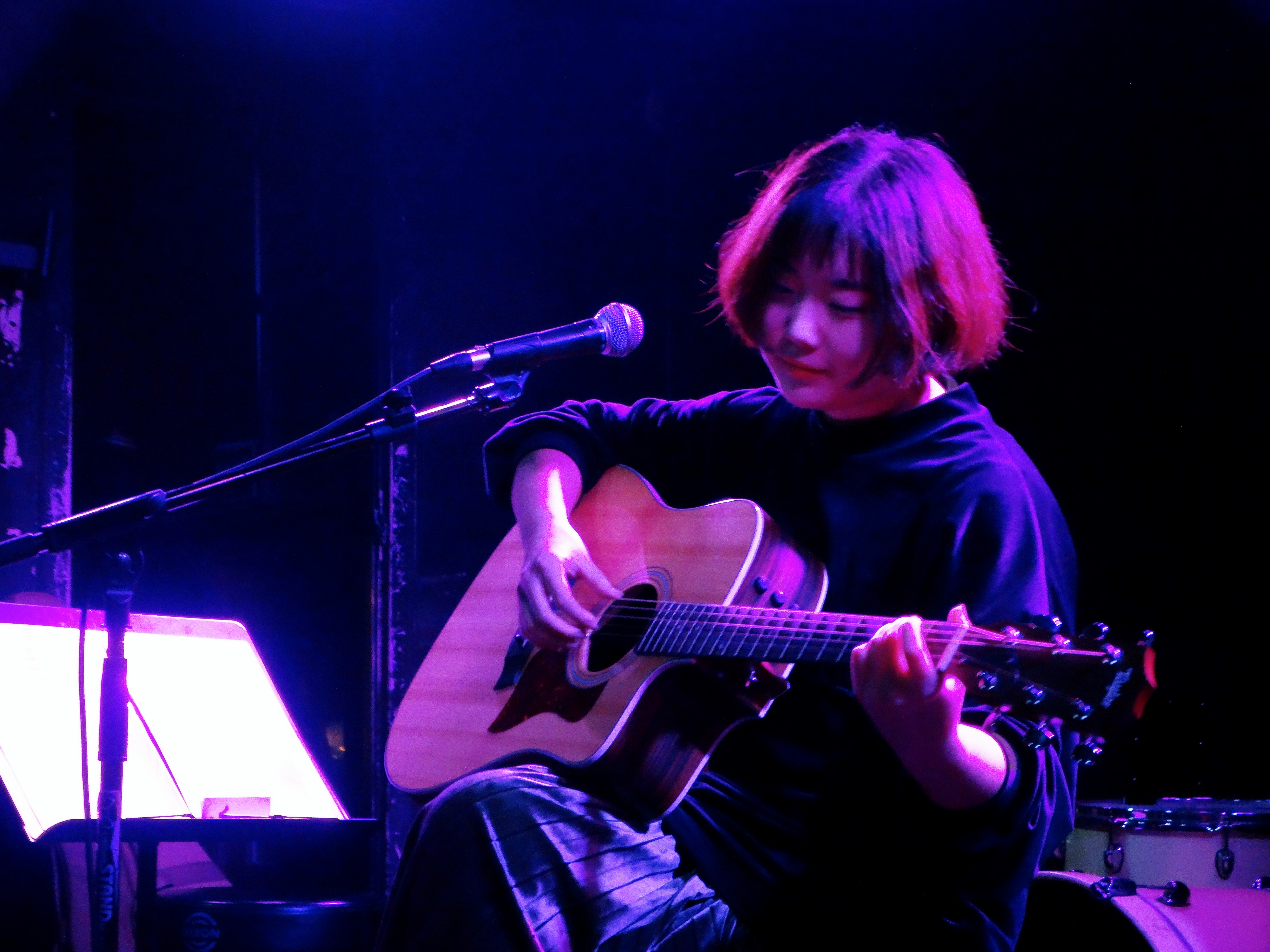 ni xi huan shen me wo bu zhi dao, wo zhi zhi dao ni bu xi huan wo.