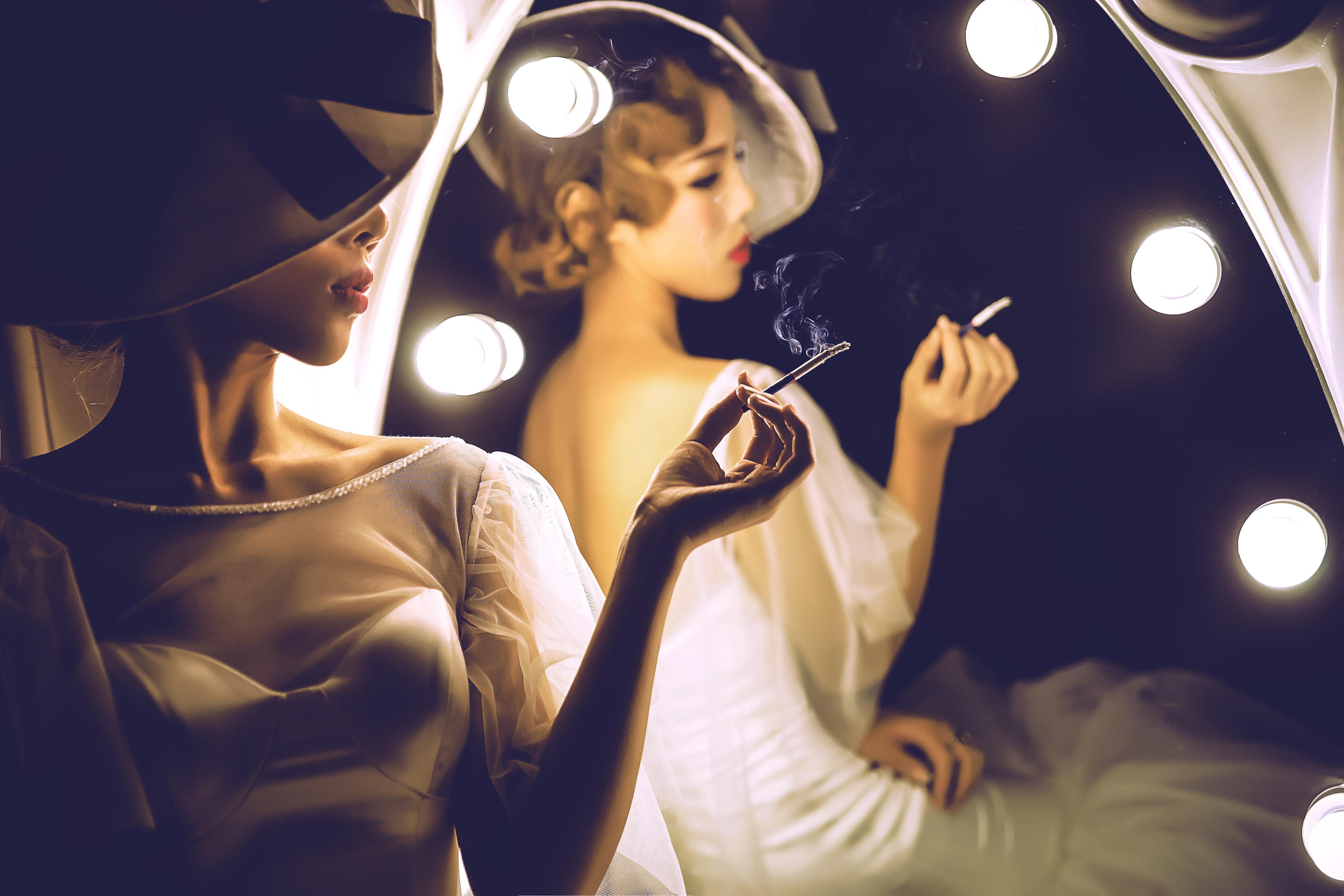 When  Christmas  Comes  To  Town