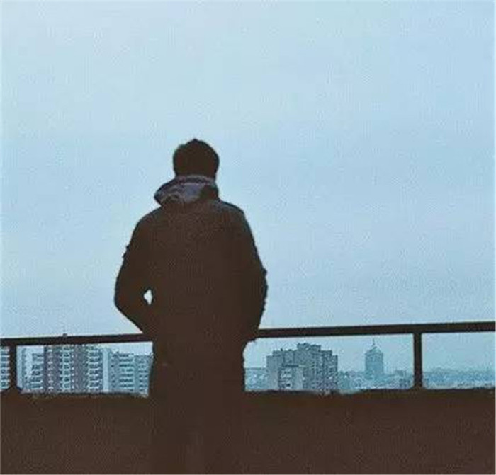 zou zai leng feng zhong fa yu ban