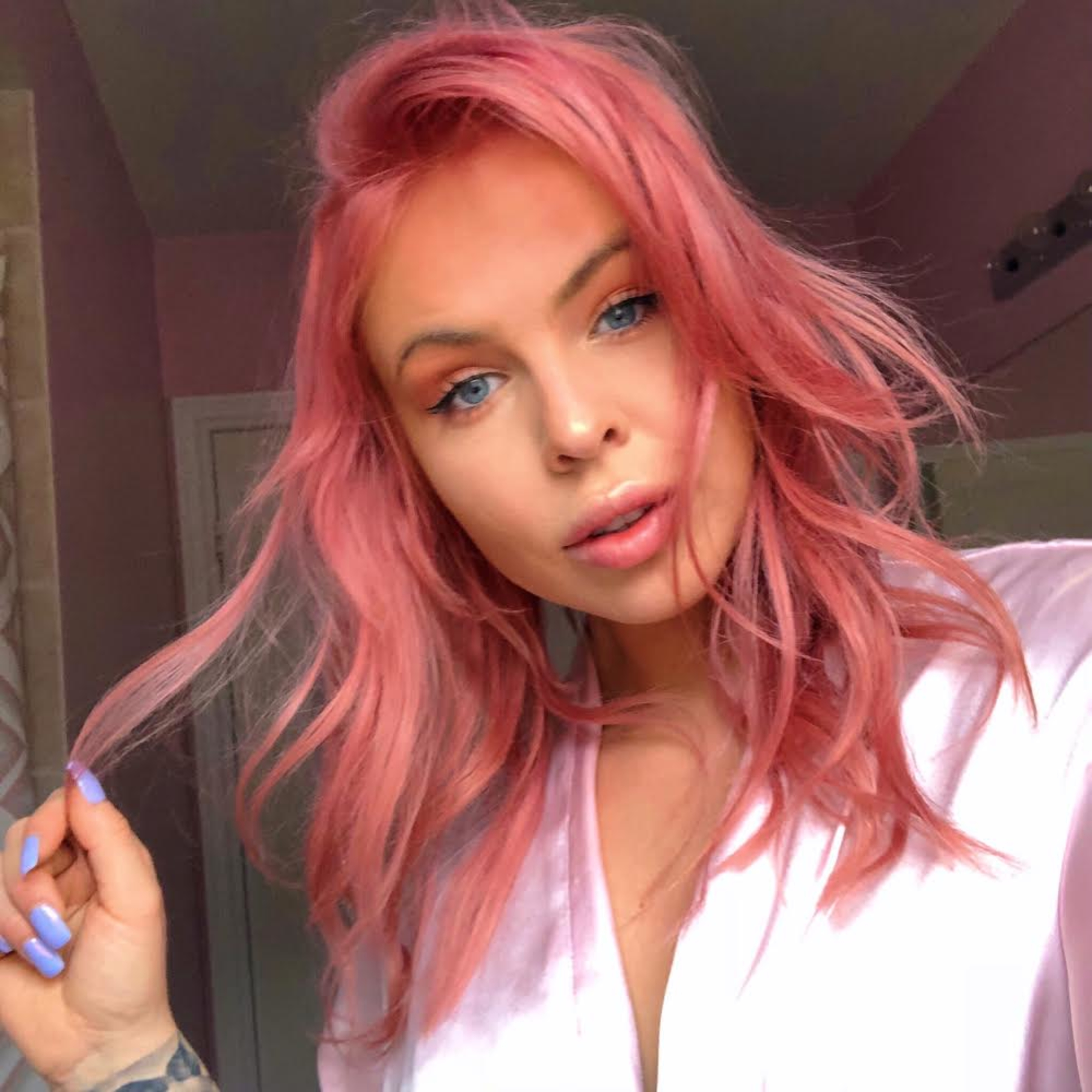 Tapping on a Kleenex Box