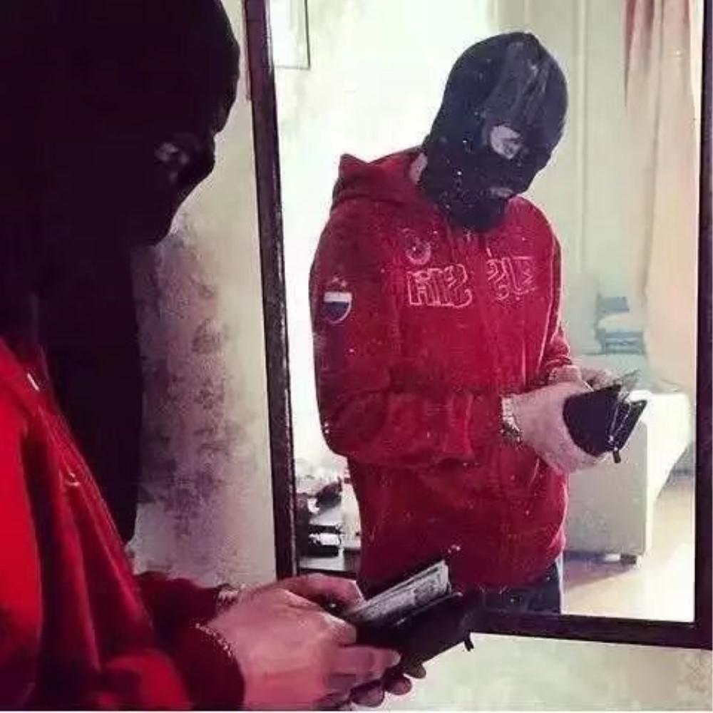 The Beat Rolls HuanaAMa mix