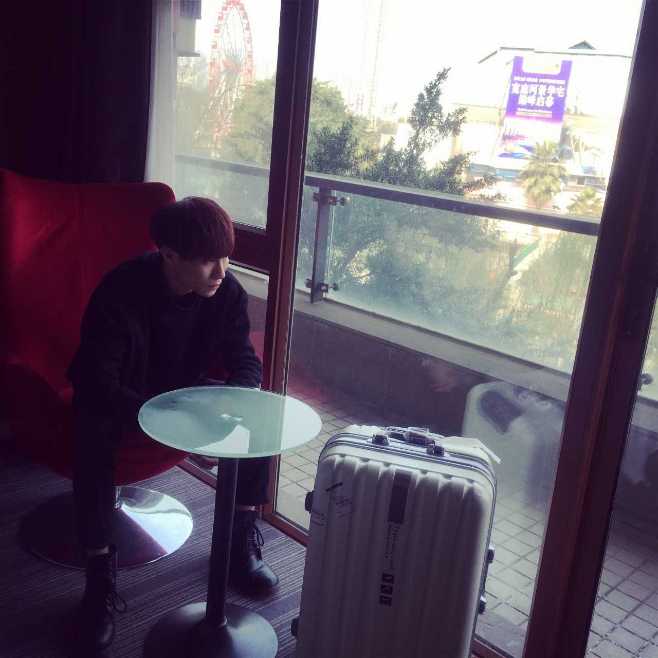 zheng zi wei  bian ju yan yuan yue yu ban