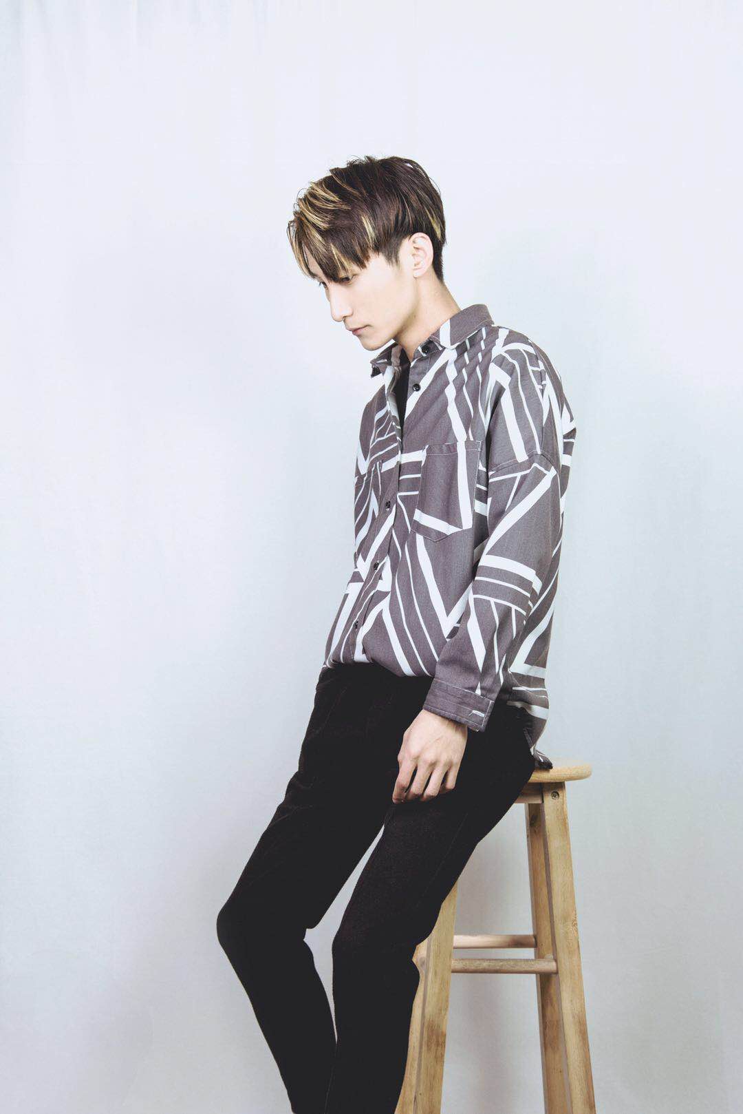 ke xi bu shi ni Cover liang jing ru