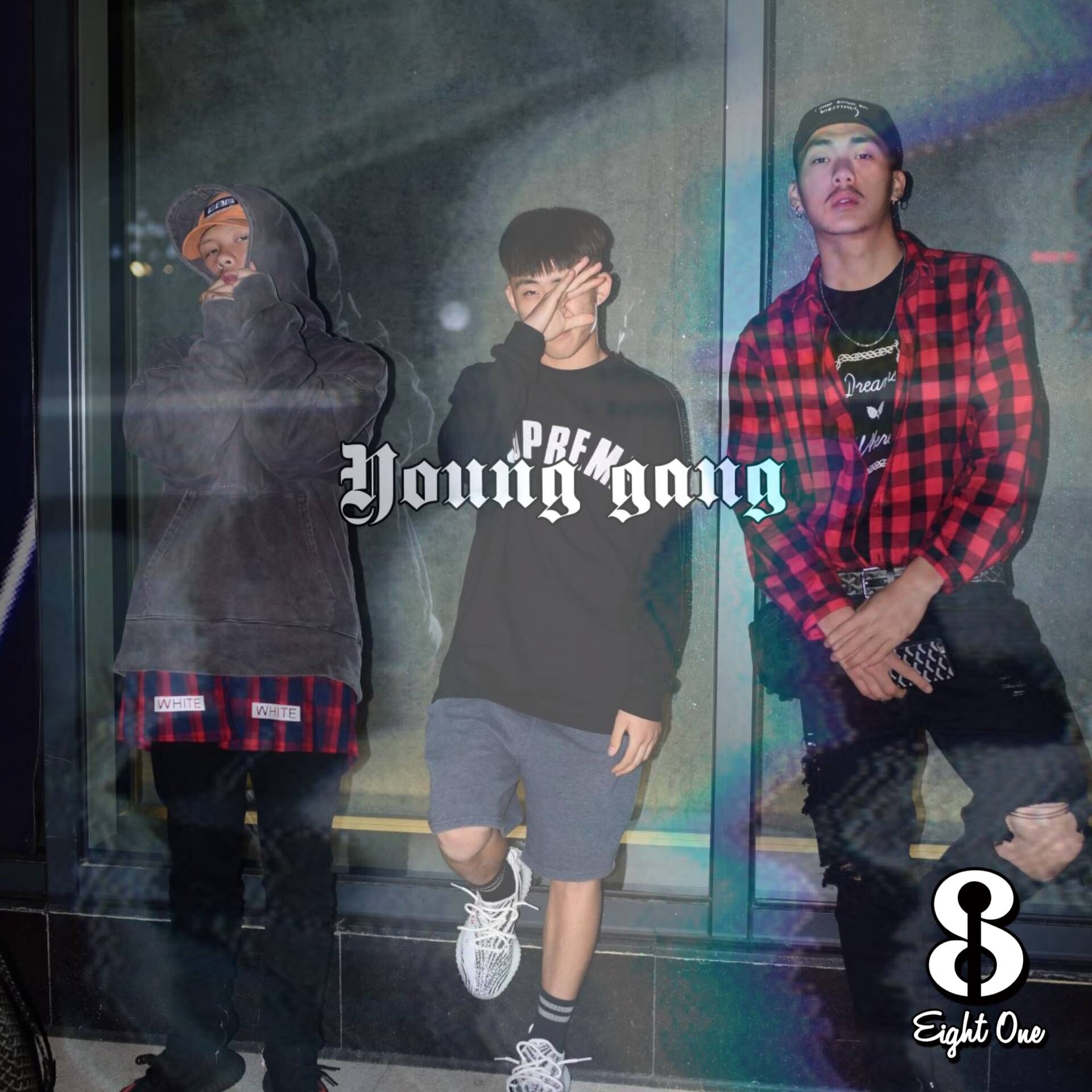 What' s  The  World