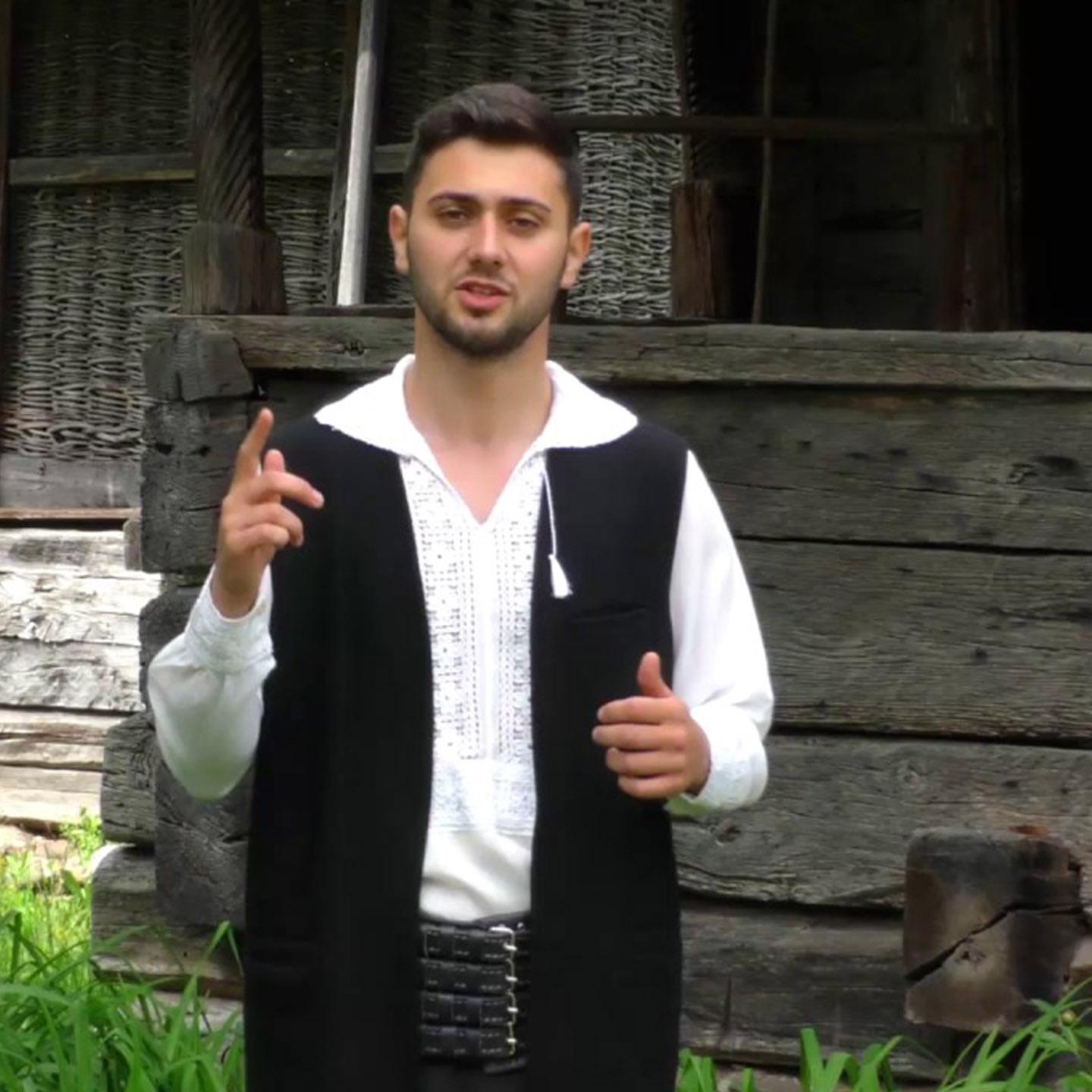 Spune Mandro Unde Sa Vin