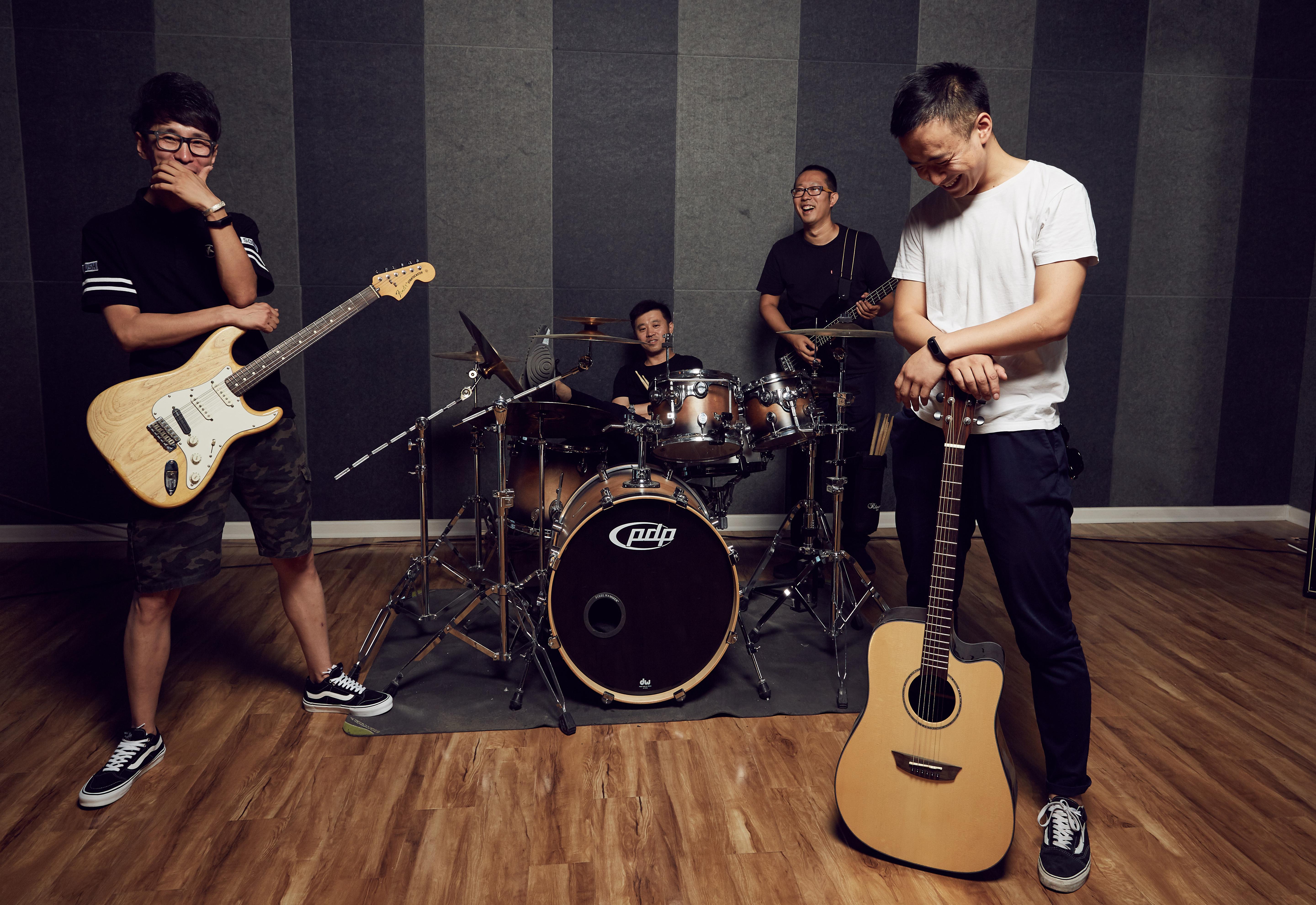 yu wo wu guan de bu zhi shi qing ren jie demo