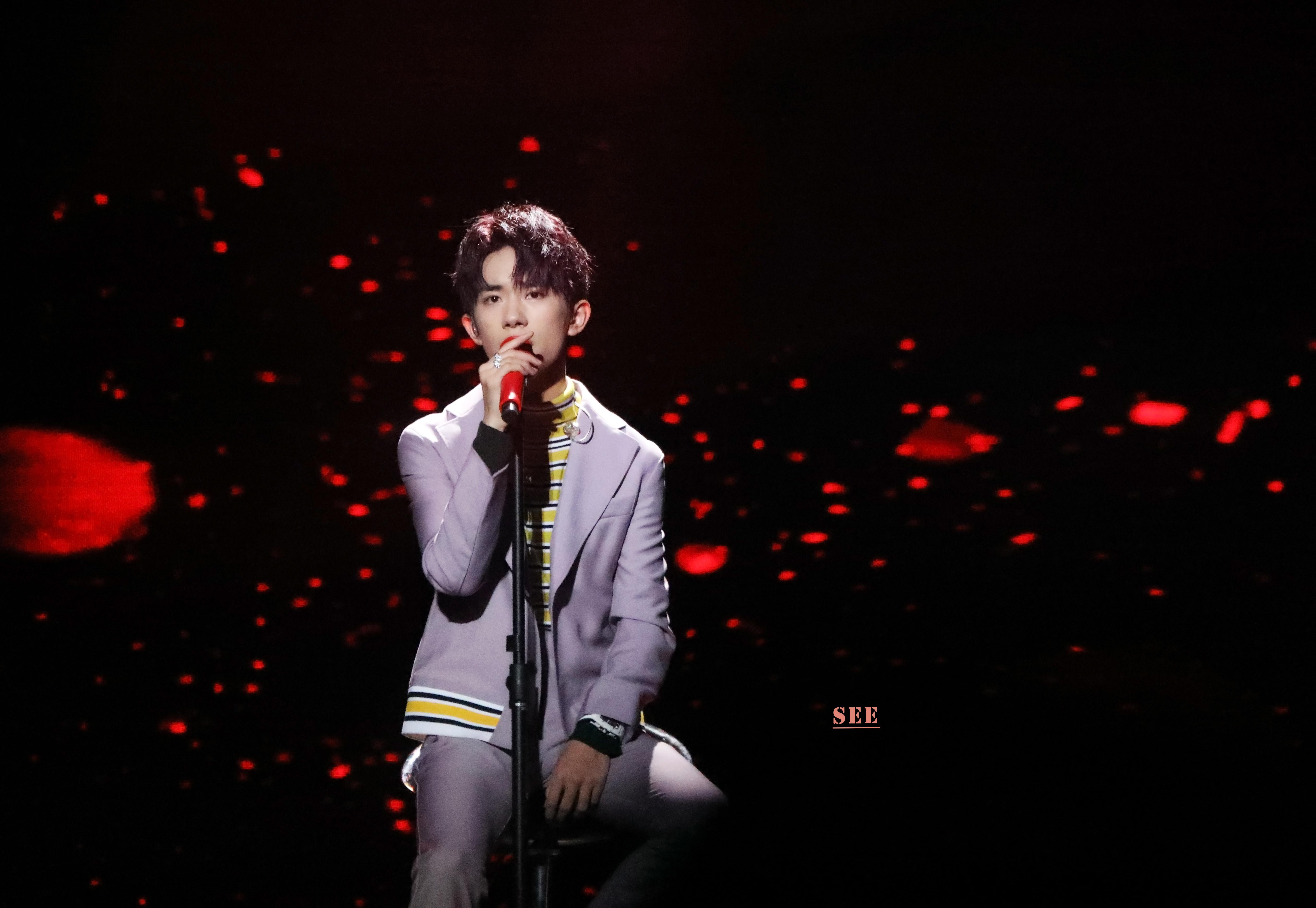 2017 nian gei yi yang qian xi de 17 sui sheng ri li wu