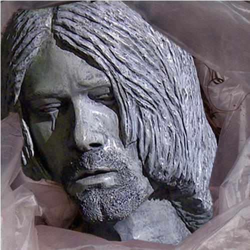 T O N E S  x Cosmastly