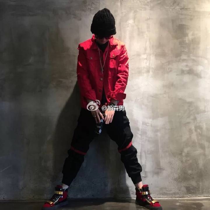 shi li xiang piao wan li